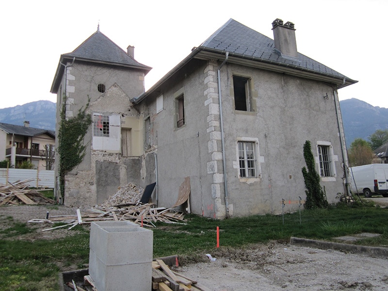 16.2 MAISON MOGGI