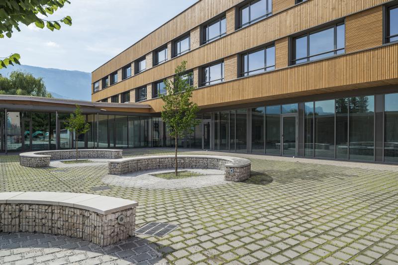 6. RESTRUCTURATION DU LYCEE PIERRE DU TERRAIL